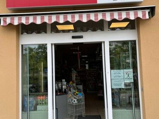 Laden zur Miete 1.571 € Achillesstraße 63 Karow Pankow 13125