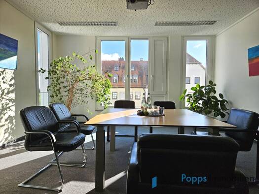 Bürofläche zur Miete 3.000 € 5 Zimmer 216 m² Bürofläche Kelkheim Kelkheim 65779