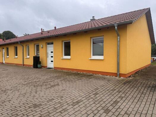 Reihenendhaus zur Miete 1.050 € 3,5 Zimmer 95,5 m² frei ab sofort Katzow Katzow 17509