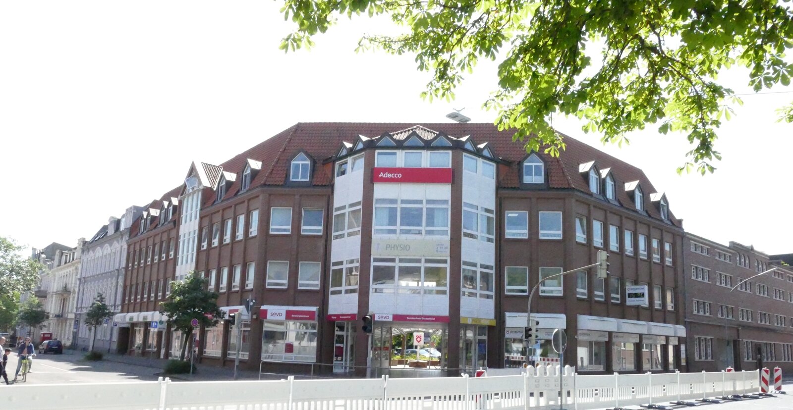 Bürofläche zur Miete 850 € 118,3 m²<br/>Bürofläche Innenstadt Wilhelmshaven 26382