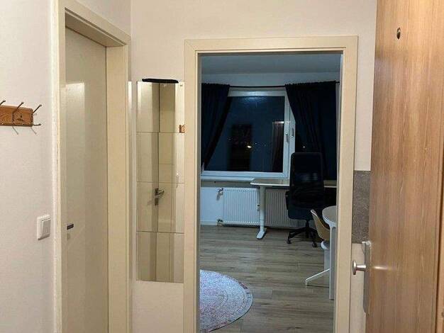 Studio zur Miete 660 € 1 Zimmer 25 m² 3. Geschoss frei ab 15.03.2026 Bruck Erlangen 91058