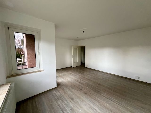 Wohnung zum Kauf provisionsfrei 209.000 € 2 Zimmer 53,6 m²<br/>Wohnfläche EG<br/>Geschoss 01.12.2024<br/>Verfügbarkeit Mintarder Weg 6 Unterrath Düsseldorf 40472