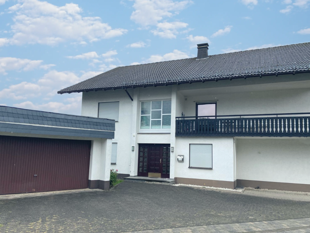 Mehrfamilienhaus zum Kauf 350.000 € 13 Zimmer 300 m² 695 m² Grundstück Hallenberg 59969