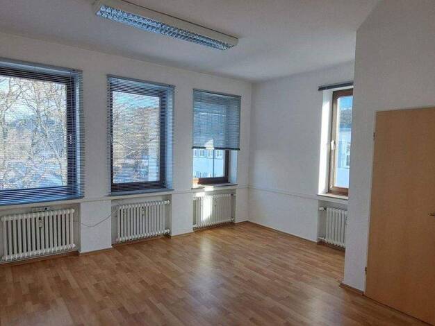 Bürofläche zur Miete provisionsfrei 950 € 93 m² Bürofläche Am alten Rathaus 1 Schleiden 53937