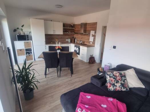 Wohnung zur Miete 930 € 3 Zimmer 98 m² Geschoss EG/2 frei ab sofort Augustfehn I Apen 26689