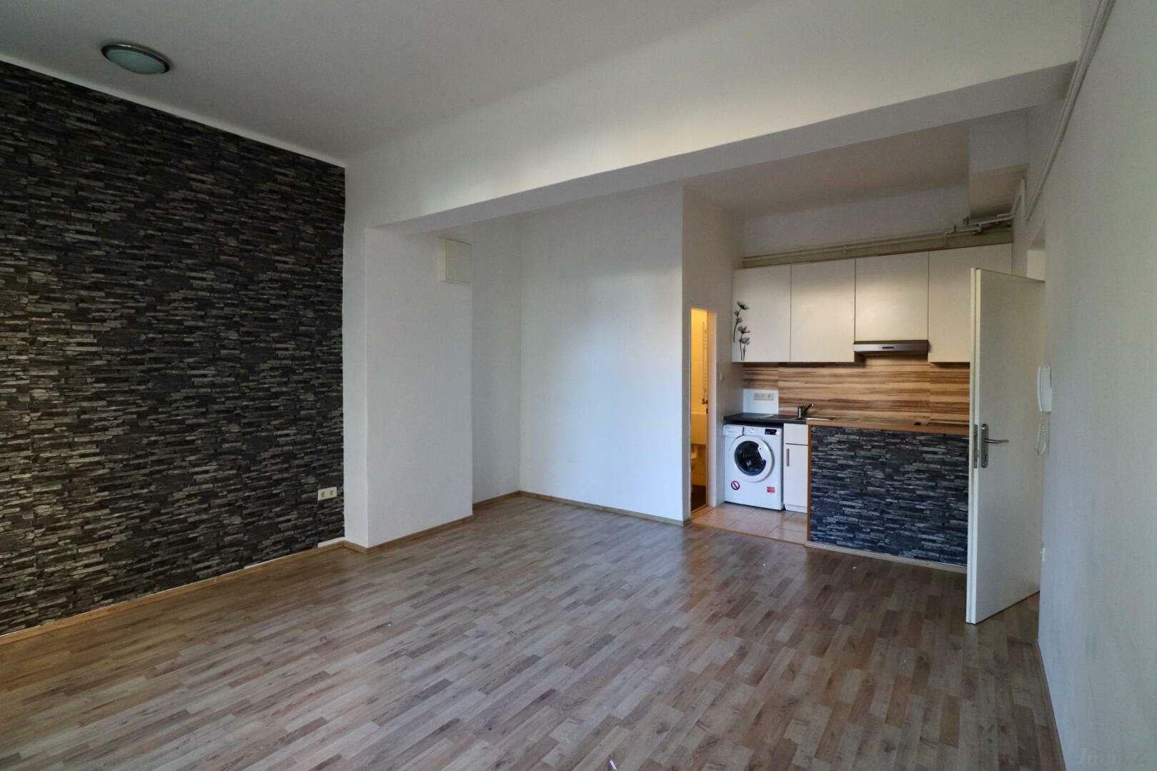 Loft zur Miete 321 € 1 Zimmer 28,8 m²<br/>Wohnfläche Sankt Leonhard Graz 8010