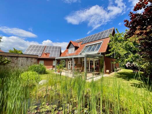 Einfamilienhaus zum Kauf 600.000 € 8 Zimmer 209 m² 731 m² Grundstück Springe / Gestorf 31832