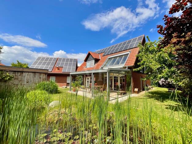 Einfamilienhaus zum Kauf 600.000 € 8 Zimmer 209 m² 731 m² Grundstück Gestorf Springe / Gestorf 31832