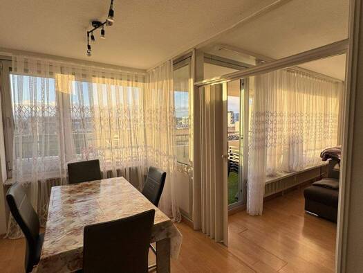 Wohnung zum Kauf provisionsfrei 375.000 € 3,5 Zimmer 92 m² Eltingen Leonberg 71229