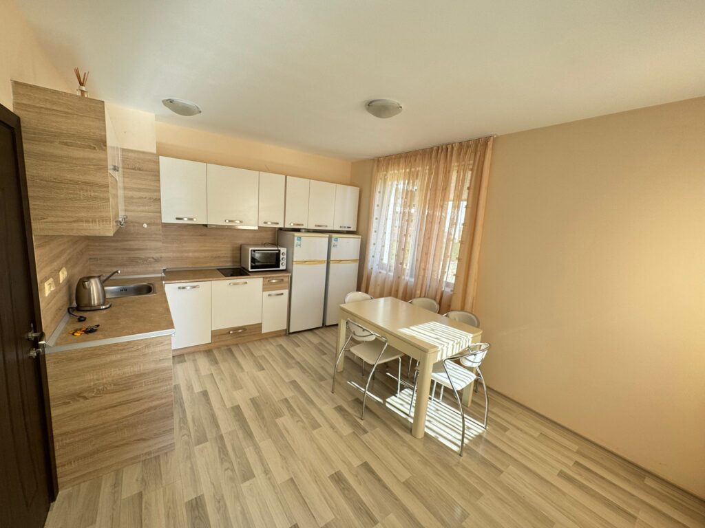 Studio zum Kauf provisionsfrei 145.000 € 4 Zimmer 120 m²<br/>Wohnfläche 2.<br/>Geschoss ab sofort<br/>Verfügbarkeit Nessebar