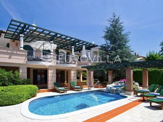 Villa zum Kauf 1.050.000 € 8 Zimmer 430 m² Poreč Poreč 52440