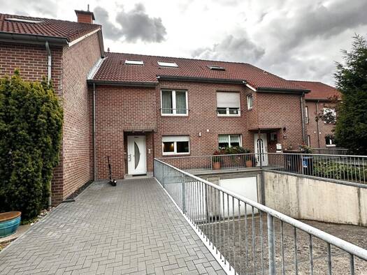 Reihenmittelhaus zum Kauf 399.000 € 4,5 Zimmer 124 m² 317 m² Grundstück Baukau-Ost Herne / Baukau 44629