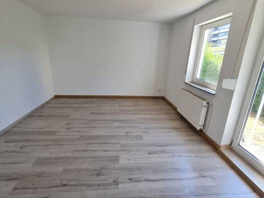 Wohnung zur Miete 550 € 3 Zimmer 74 m² frei ab sofort Ginsterweg 9 Eschwege Eschwege 37269