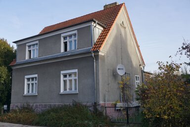 Einfamilienhaus zum Kauf provisionsfrei 120.000 € 6 Zimmer 157 m² 454 m² Grundstück frei ab sofort Rathenow Rathenow 14712