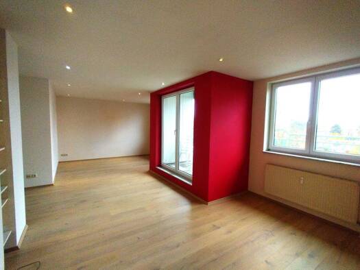 Wohnung zum Kauf 198.000 € 2 Zimmer 69 m² frei ab sofort Rangaustrasse 7 Neuröthenbach Nürnberg 90451