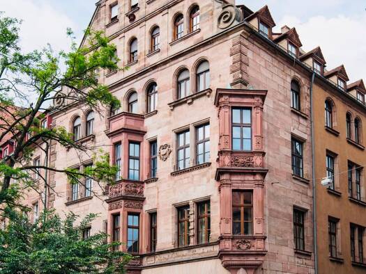 Praxis zur Miete 3.500 € 10 Zimmer 277 m² Bürofläche Lorenz Altstadt und engere Innenstadt 90402