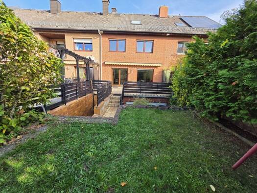 Reihenmittelhaus zum Kauf 439.900 € 4 Zimmer 114 m² 208 m² Grundstück Raunheim 65479