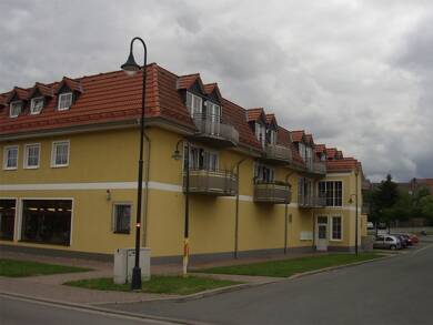 Wohnung zur Miete 300 € 1 Zimmer 37,1 m² 2. Geschoss frei ab sofort August-Bebel-Str. 11 Blankenhain Blankenhain 99444