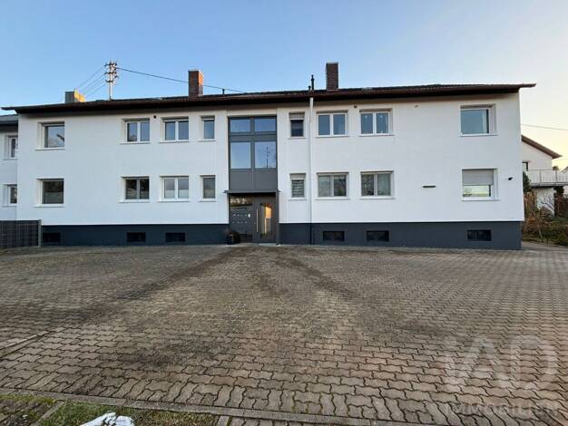 Wohnung zum Kauf 300.000 € 4 Zimmer 90 m² Ellwangen Ellwangen (Jagst) 73479
