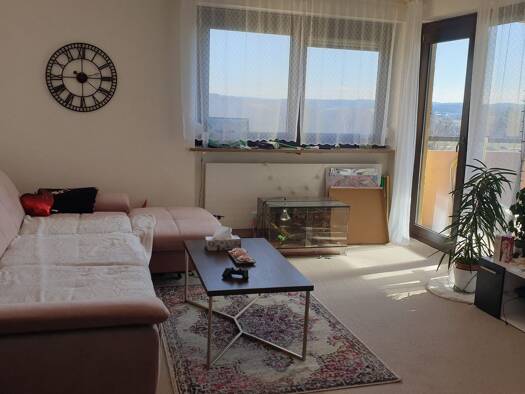 Wohnung zur Miete 450 € 1,5 Zimmer 42 m² Geschoss 1/10 frei ab 01.06.2026 Burghausen 84489