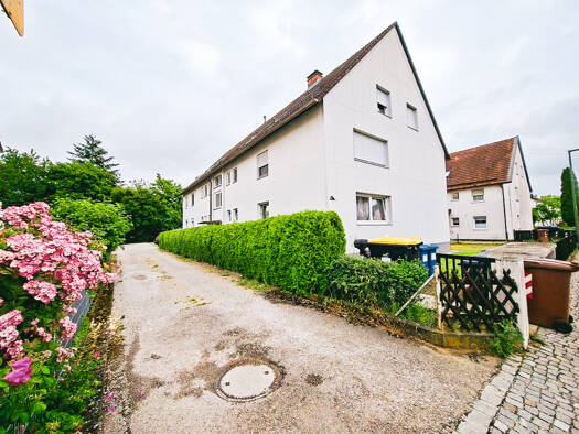 Haus zum Kauf 1.650.000 € 18 Zimmer 562 m² 1.155 m² Grundstück Böhmerwaldstraße 19a Gersthofen 86368