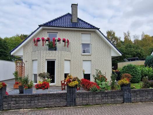 Einfamilienhaus zur Miete 1.680 € 4 Zimmer 120 m² 578 m² Grundstück frei ab 01.11.2025 Krusenbusch Oldenburg 26135