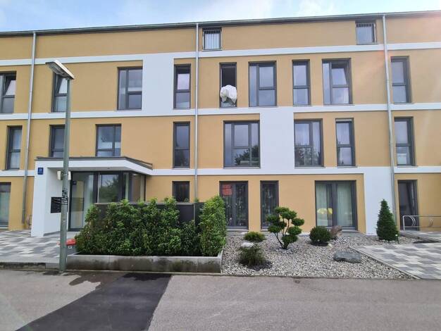 Wohnung zur Miete 1.790 € 3 Zimmer 87,5 m² 1. Geschoss frei ab 01.12.2026 Gustav-Stresemann-Straße Göggingen Augsburg 86199