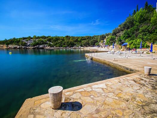 Hotel zum Kauf 3.500.000 € 35 Zimmer 4.062 m² Grundstück Posedarje 23242