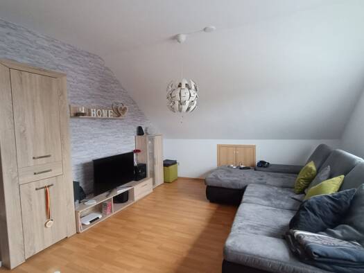 Wohnung zur Miete 450 € 3 Zimmer 52 m² frei ab 01.05.2026 Sulzfeld 75056