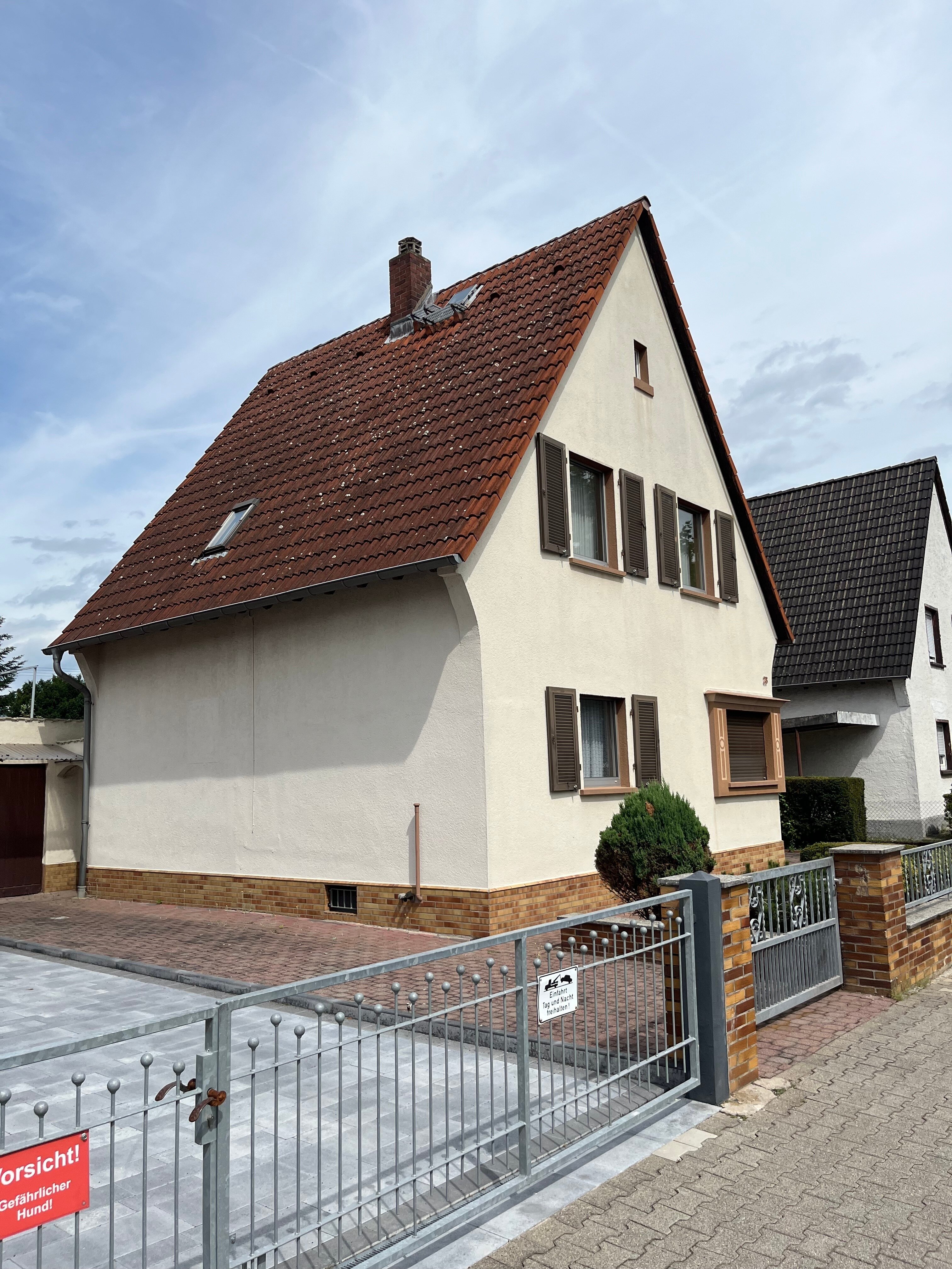 Einfamilienhaus zum Kauf 6 Zimmer 135 m²<br/>Wohnfläche 356 m²<br/>Grundstück Rübgrund / Kolonie Rüsselsheim am Main 65428