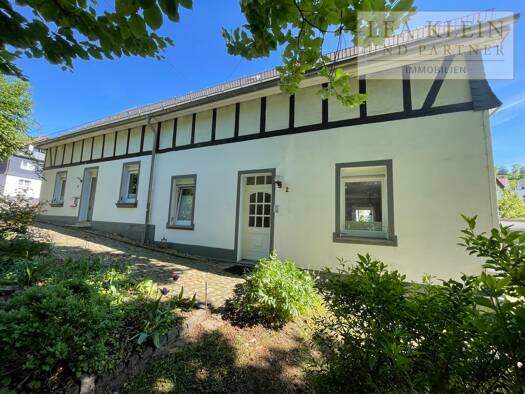 Haus zum Kauf 350.000 € 4 Zimmer 135,9 m² 1.198 m² Grundstück Freudenberg 57258