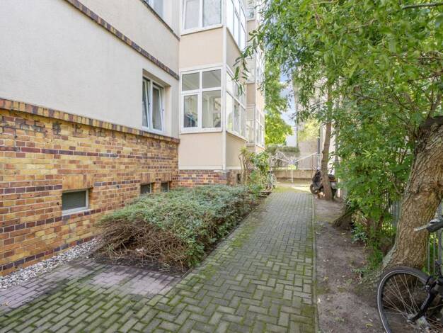 Wohnung zum Kauf provisionsfrei 186.000 € 3 Zimmer 72,9 m² 1. Geschoss Bernhard-Göring-Straße 142 Connewitz Süd 04277