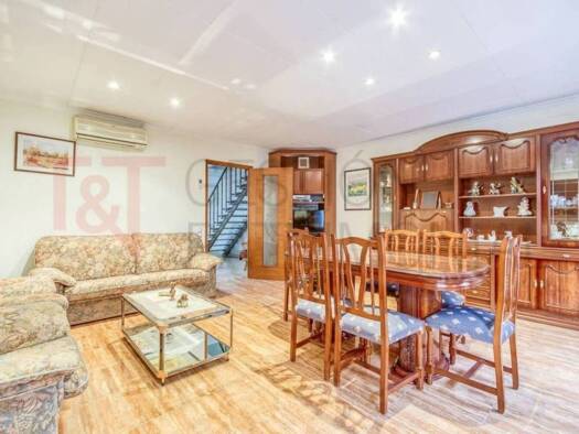 Reihenhaus zum Kauf 450.000 € 5 Zimmer 402 m² Calle De La Bruguera, 168 Calella 08370