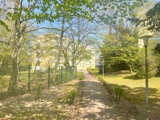Wohnung zum Kauf 296.950 € 2 Zimmer 72 m² Geschoss 1/4 frei ab sofort Spandau Berlin 13595