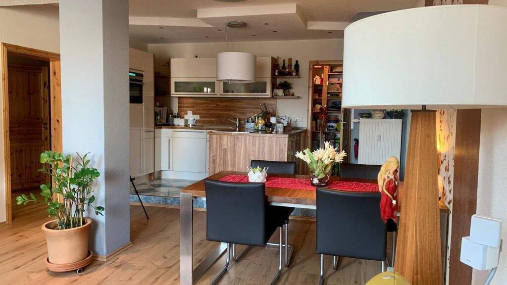 Gewerbeobjekt zum Kauf als Kapitalanlage geeignet 525.000 € 10 Zimmer 437 m² 219 m² Grundstück Kahla 07768