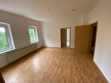 Wohnung zur Miete 365 € 3 Zimmer 75 m² Dachgeschoss, 3. Geschoss Ernst-Thälmann-Str. 49 Mylau Mylau 08499