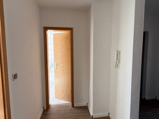 Wohnung zur Miete 236 € 2 Zimmer 42,9 m² 3. Geschoss frei ab sofort Rudolf-Breitscheid-Str. 1 Hartenstein 08118