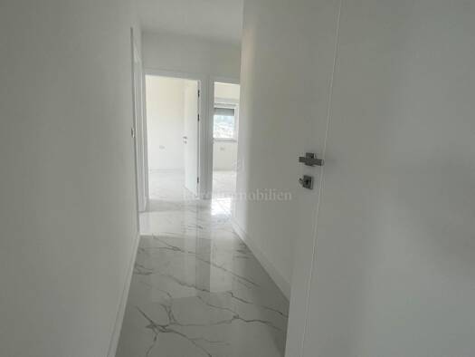 Wohnung zum Kauf 350.000 € 4 Zimmer 96 m² 2. Geschoss Rijeka