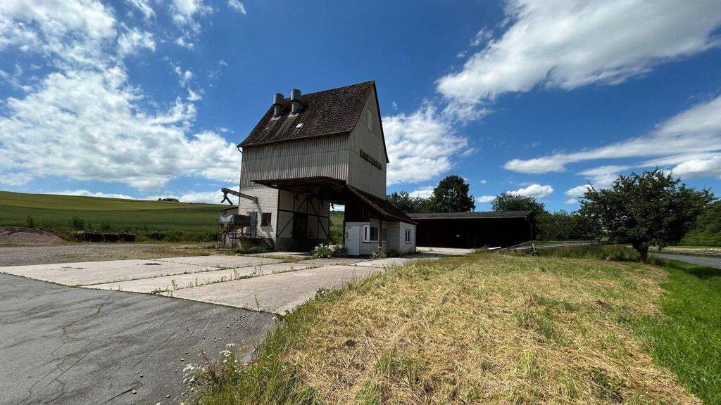 Lagerhalle zum Kauf provisionsfrei 220.000 € 372 m² Lagerfläche Raiffeisenstraße 2 Berneburg Sontra - Berneburg 36205