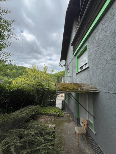 Mehrfamilienhaus zum Kauf 199.000 € 7 Zimmer 200 m² 360 m² Grundstück frei ab sofort Arzbach 56337