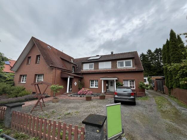 Mehrfamilienhaus zum Kauf 229.000 € 10 Zimmer 262,5 m² 2.095 m² Grundstück Barntrup Barntrup 32683