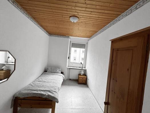 WG-Zimmer zur Miete 260 m² 3 Geschosse frei ab 01.01.2027 Neustadt-Stadt Neustadt an der Weinstraße 67434