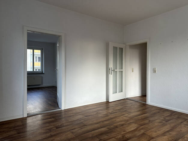 Wohnung zur Miete 233 € 2 Zimmer 48,6 m² 1. Geschoss Paul-Schneider-Straße 4 Stadtmitte Plauen 08525