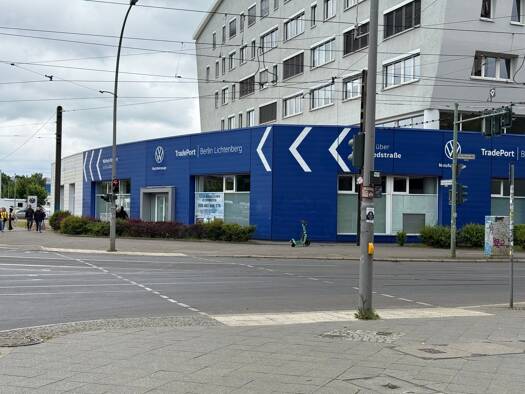 Offene Bürofläche zur Miete provisionsfrei 17 € 5 Zimmer 1.350 m² Bürofläche Herzbergstraße 59 Lichtenberg Berlin 10365
