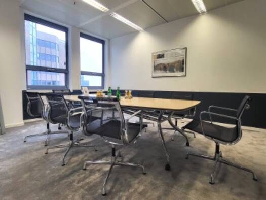Bürofläche zur Miete provisionsfrei 279 € 4 m² Bürofläche Lyoner Straße Niederrad Süd 60528
