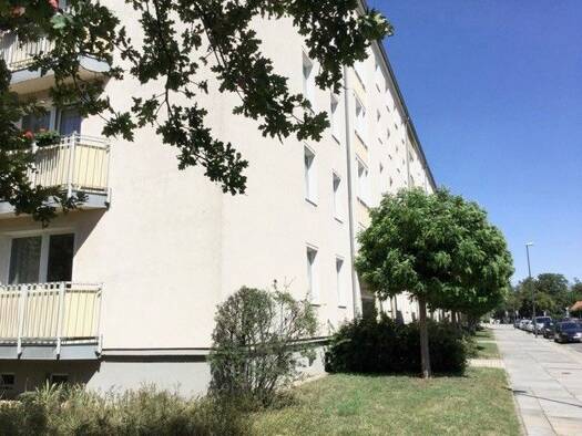 Wohnung zur Miete 565 € 2 Zimmer 57,2 m² 2. Geschoss frei ab 31.10.2026 Müller-Berset-Straße 31 Striesen-Süd Dresden 01309