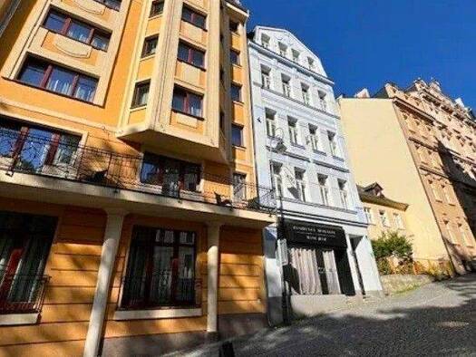 Mehrfamilienhaus zum Kauf 23.500.000 CZK 248 m² Moravská 185 Karlovy Vary 36001