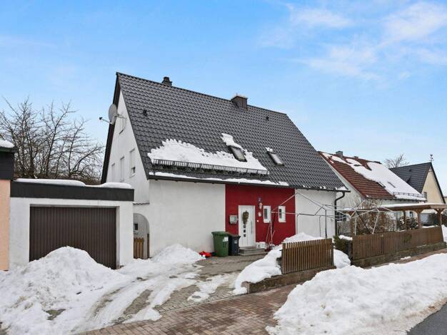 Einfamilienhaus zum Kauf 349.000 € 7 Zimmer 148,5 m² 766 m² Grundstück Kemnath 95478