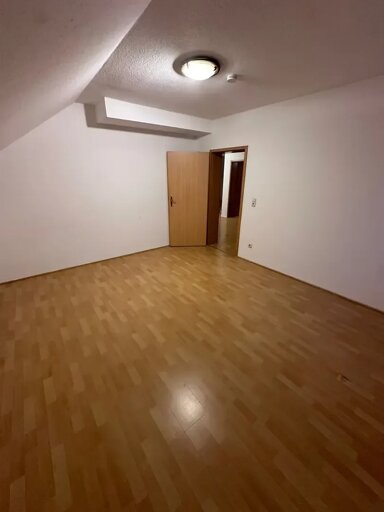 Wohnung zur Miete 700 € 3,5 Zimmer 120 m² frei ab sofort Geschwister-Scholl-Ring Beienheim Reichelsheim 61203