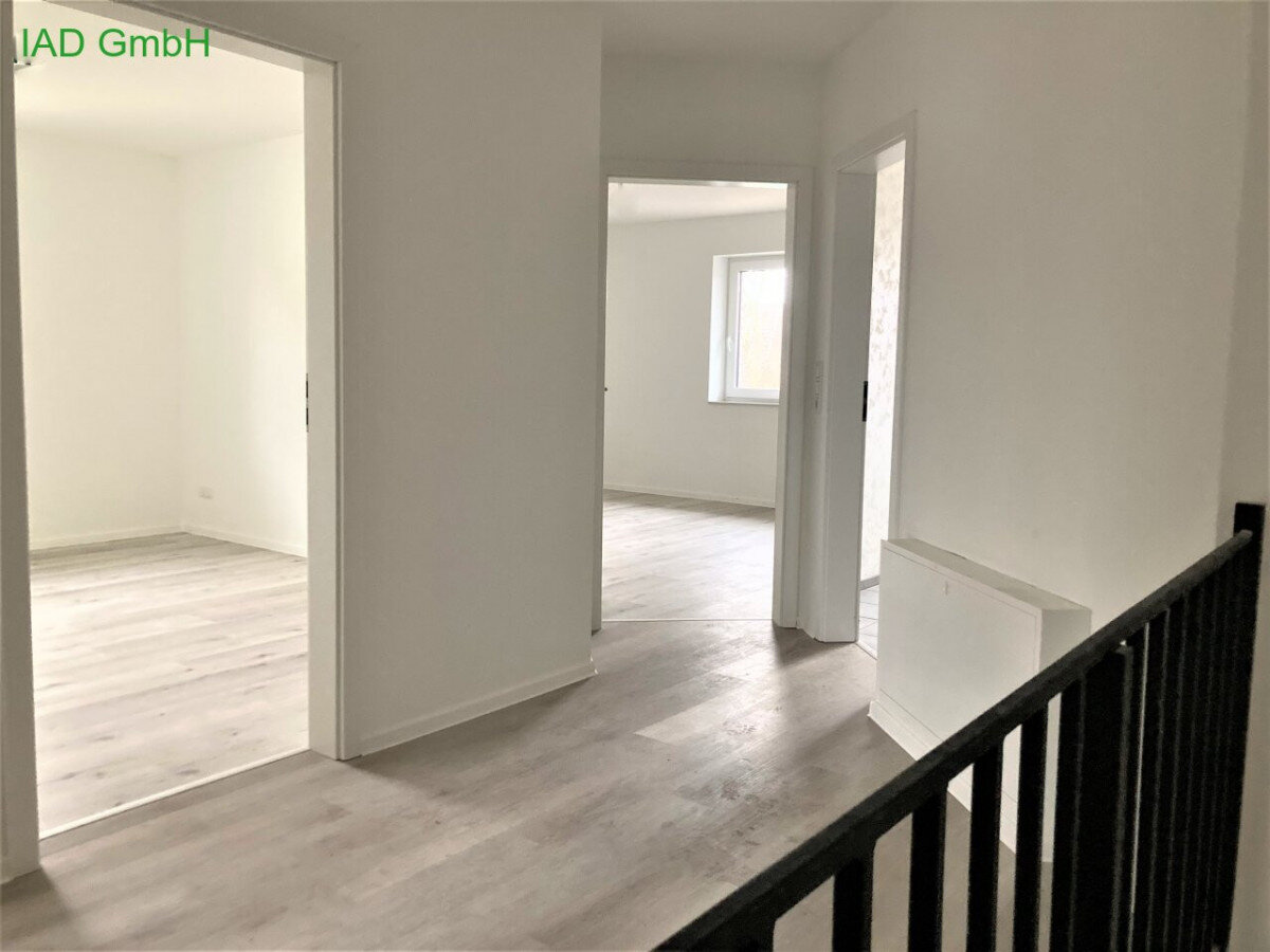 Doppelhaushälfte zum Kauf 379.000 € 5 Zimmer 170 m²<br/>Wohnfläche 550 m²<br/>Grundstück ab sofort<br/>Verfügbarkeit Bremervörde Bremervörde 27432